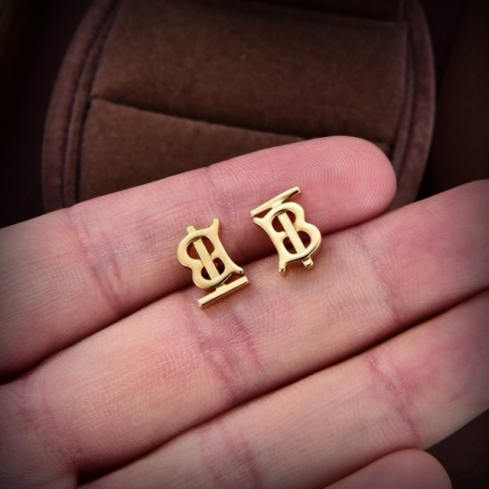 Mature Design Earrings 2023SS BURBERRY Burberry Mature Design Earrings 2023SS BURBERRY Burberry